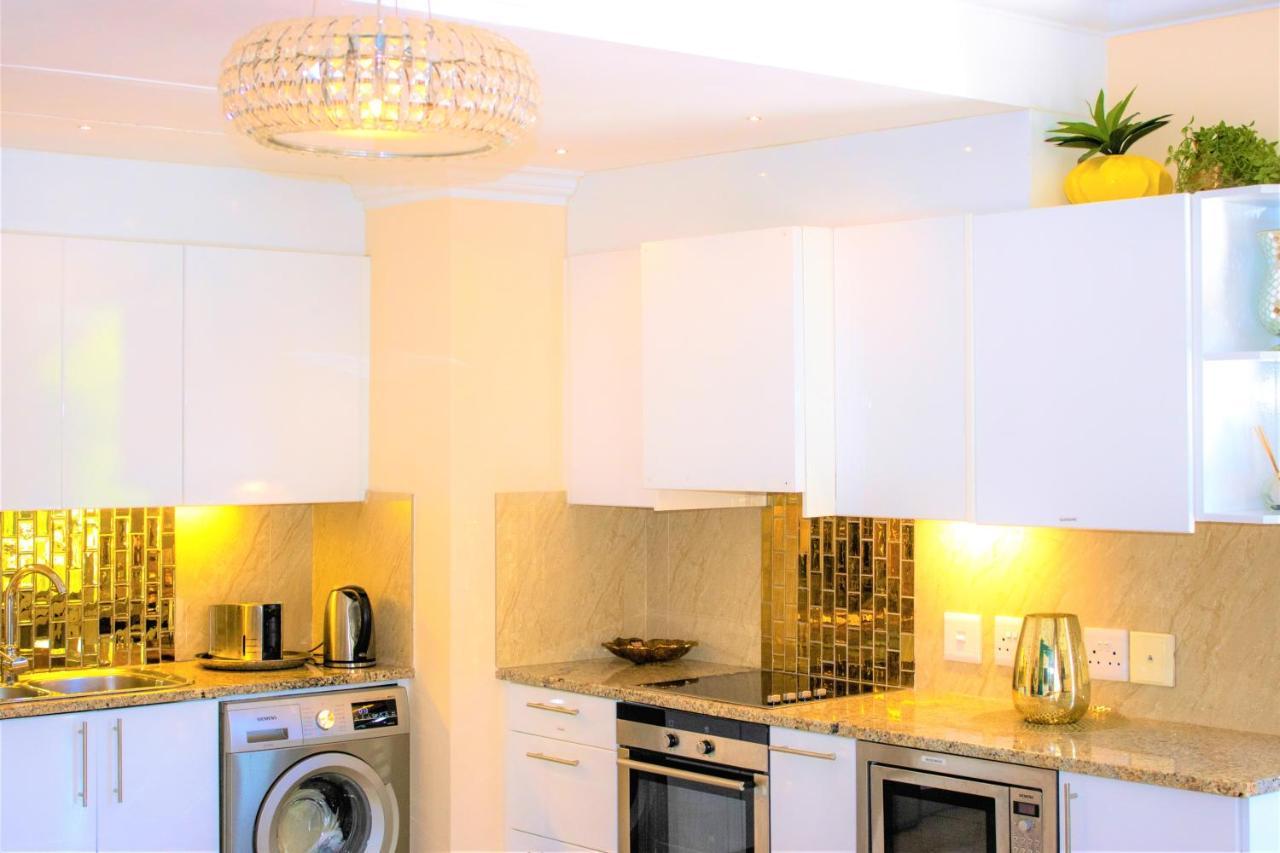 Luxury Apartment, Near V&A Waterfront And Cpt Stadium 케이프타운 외부 사진