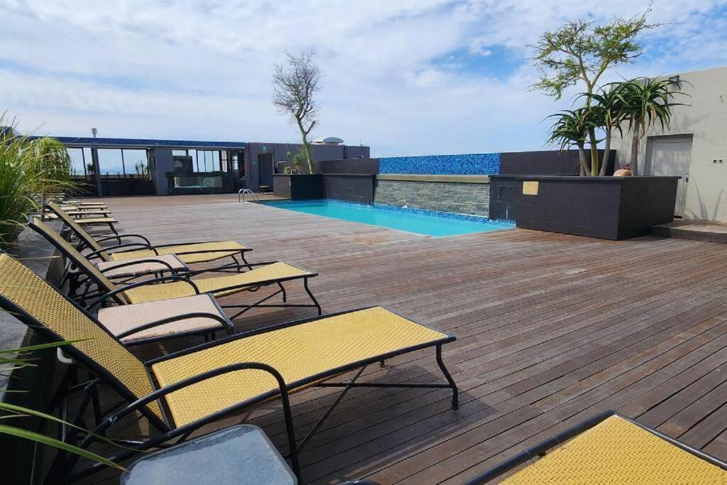 Luxury Apartment, Near V&A Waterfront And Cpt Stadium 케이프타운 외부 사진